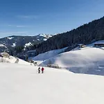 Ski-in, Ski-out Brunner Apartment, Apartmán