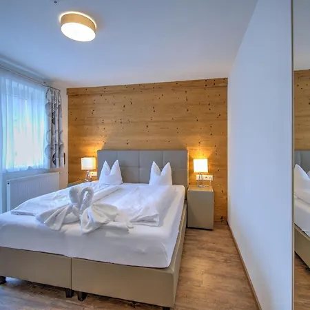 Ski-in, Ski-out Brunner Apartment, Wildschoenau * Niederau