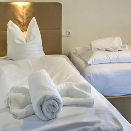 Ski-in, Ski-out Brunner Apartment, Wildschoenau Apartamento *