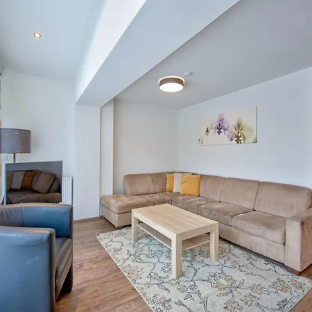 Ski-in, Ski-out Brunner Apartment, Apartamento Wildschoenau